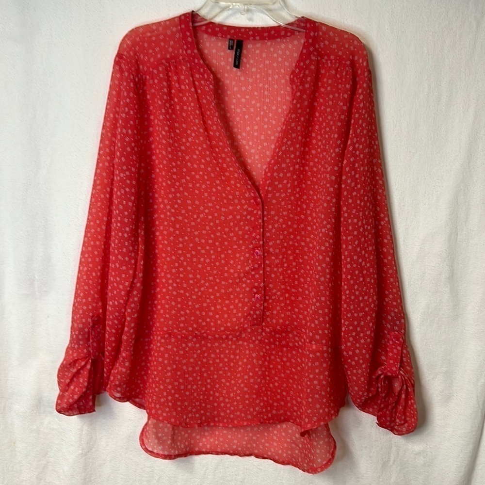 Maurice’s Women’s Tunic Blouse Size L Coral Sheer Flowy Peplum Split Neck